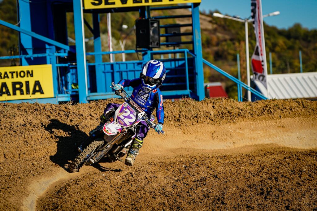 Radi (#22) cornering below the race control tower, Sevlievo 2025