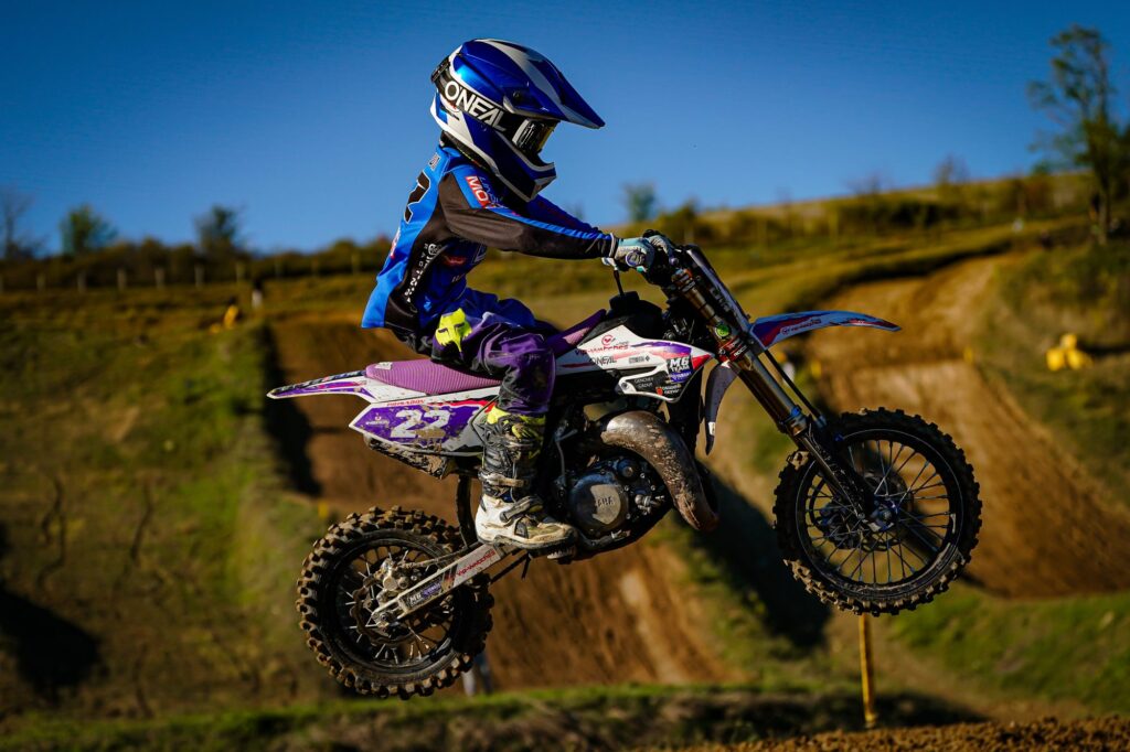 Radi (#22) in the air at the Sevlievo track, 2025